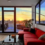 Maisonette-Penthouse Inklusive Whirlpool Ueber Den Daechern Von Magdeburg